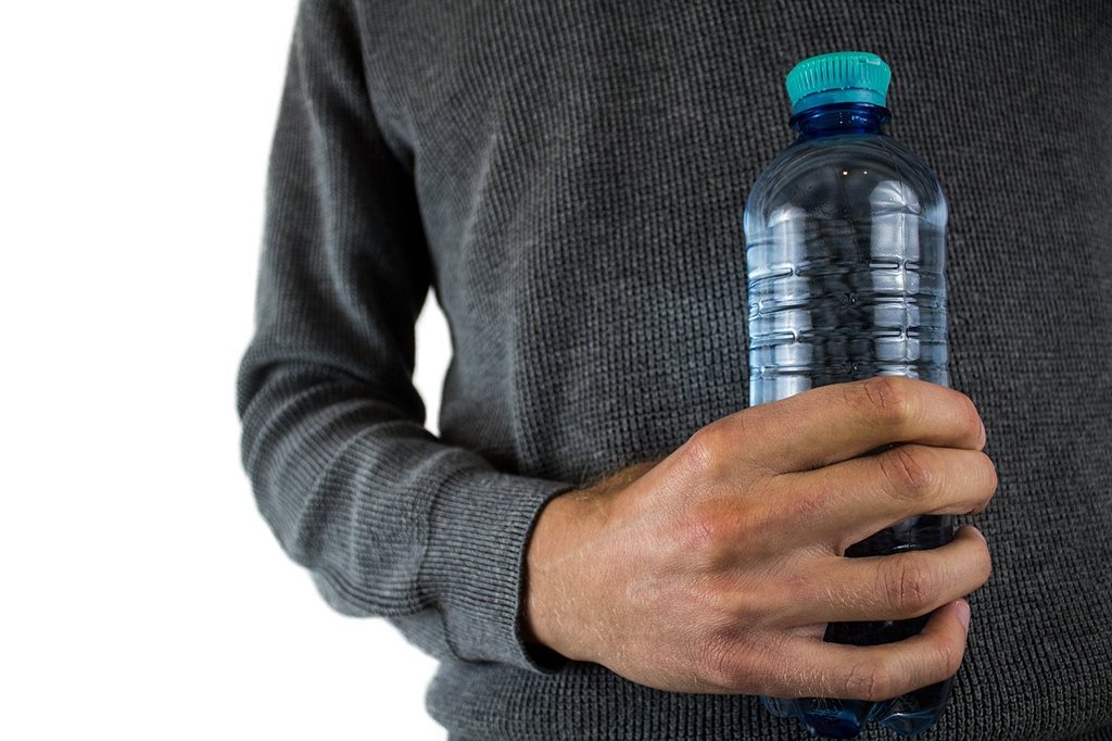 Strategi Menanggapi Isu BPA dalam Air Minum Kemasan
