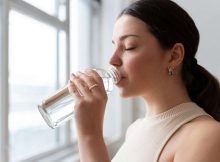 Apa Saja Bahaya Mengonsumsi Air pH Tinggi? Simak Fakta Lengkapnya!